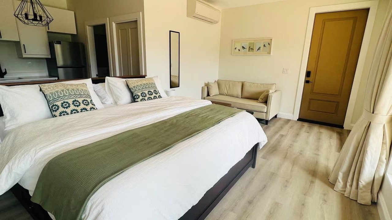 Photo of Bedroom in Yellow Point