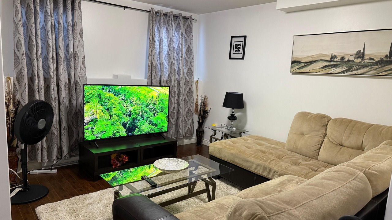 Photo of Livingroom in Terra Nova