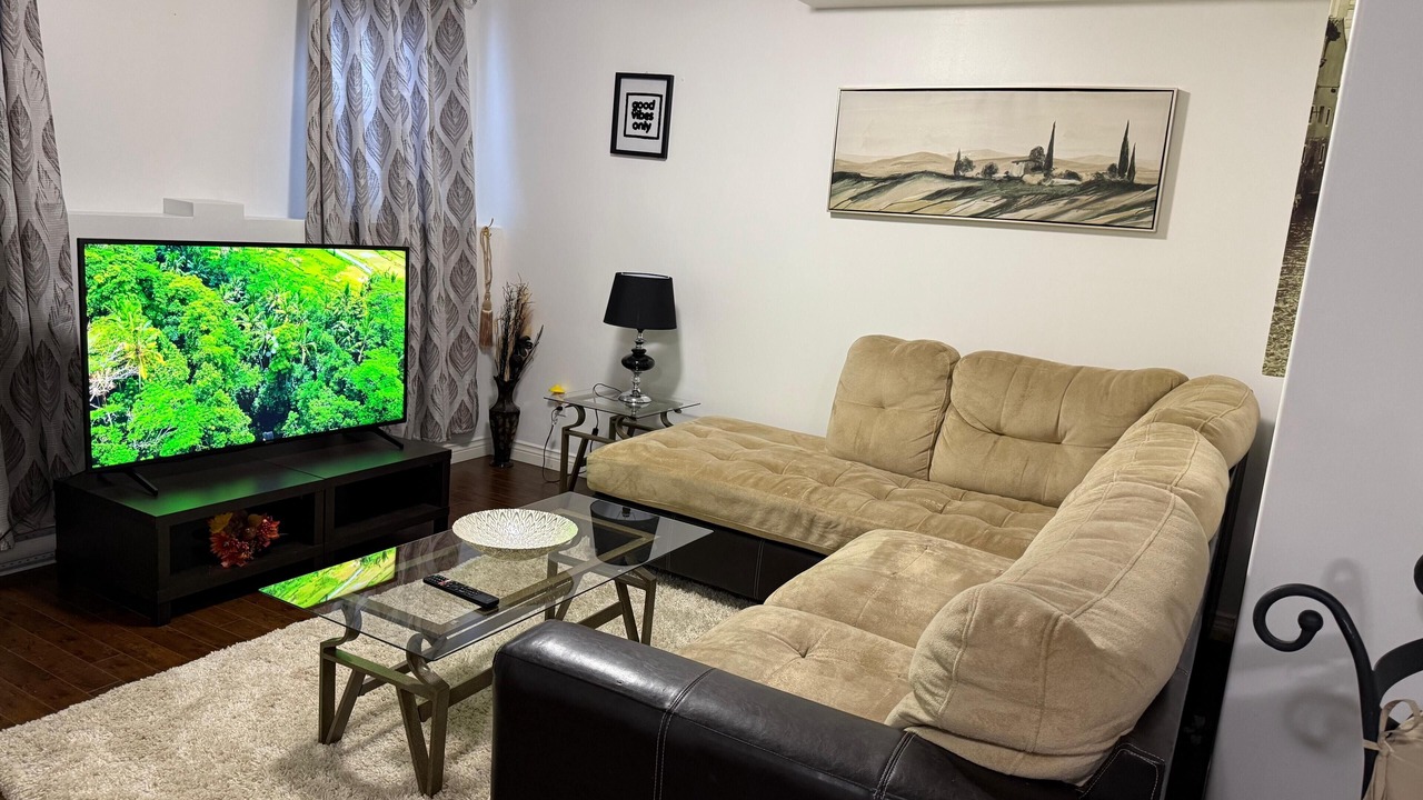 Photo of Livingroom in Terra Nova