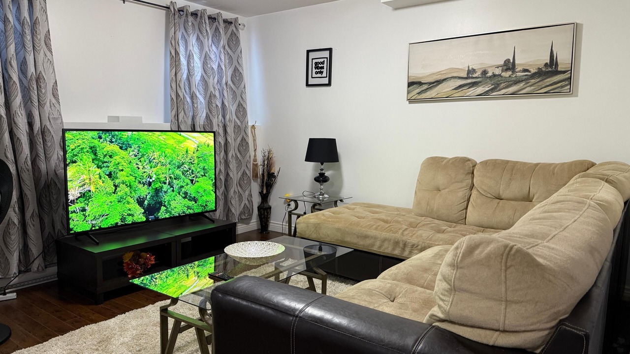 Photo of Livingroom in Terra Nova