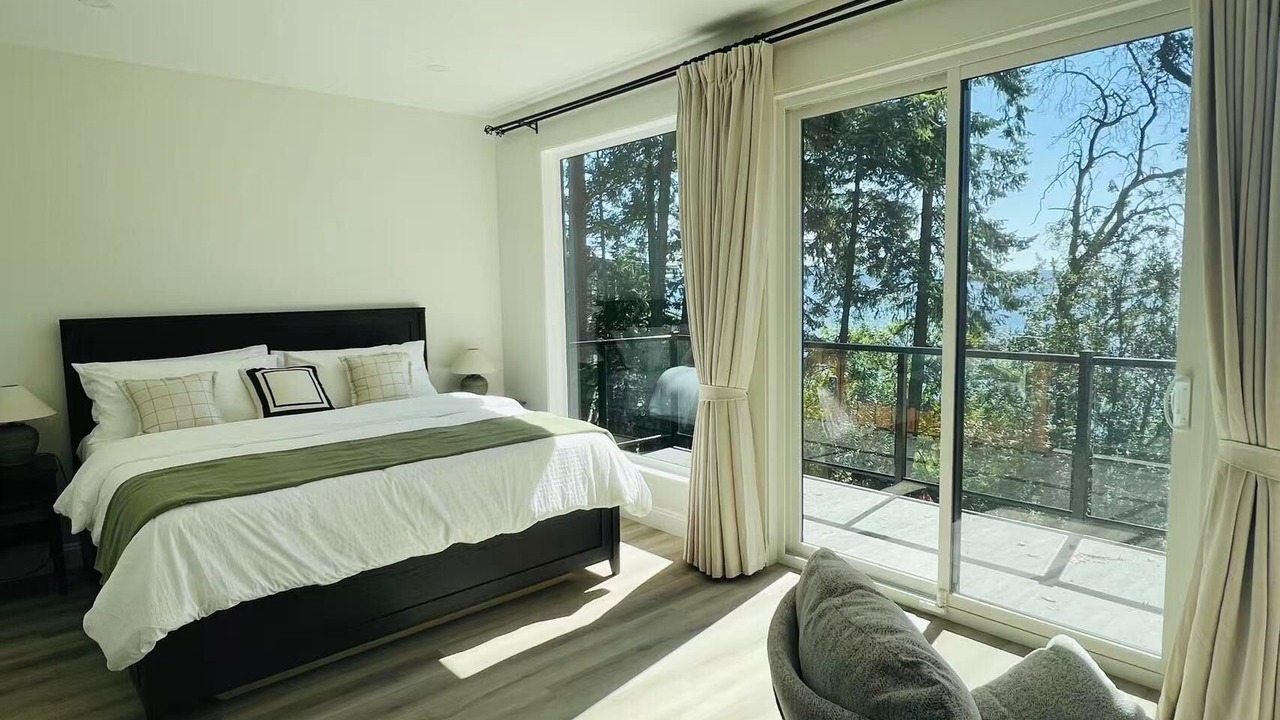 Photo of Bedroom in Yellow Point