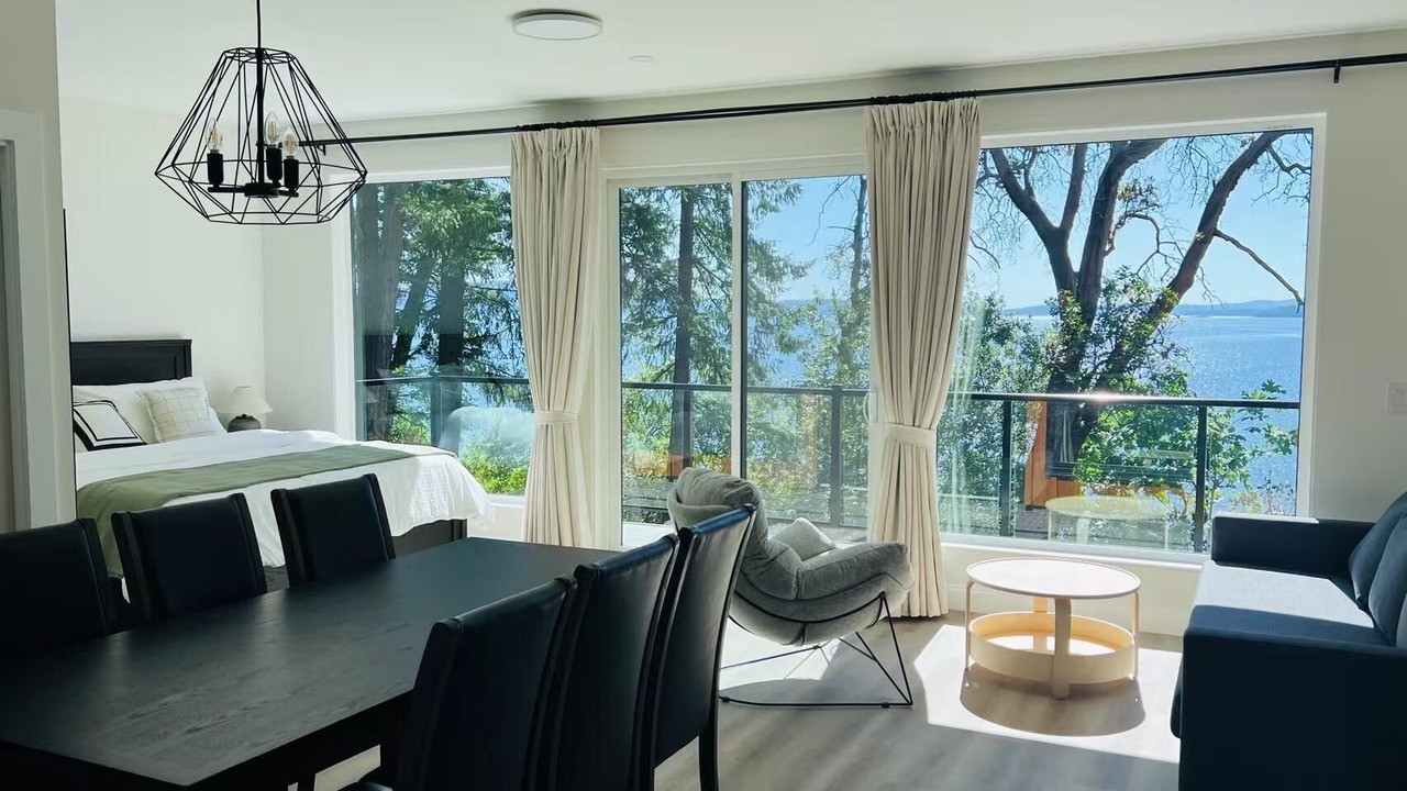 Photo of Bedroom in Yellow Point