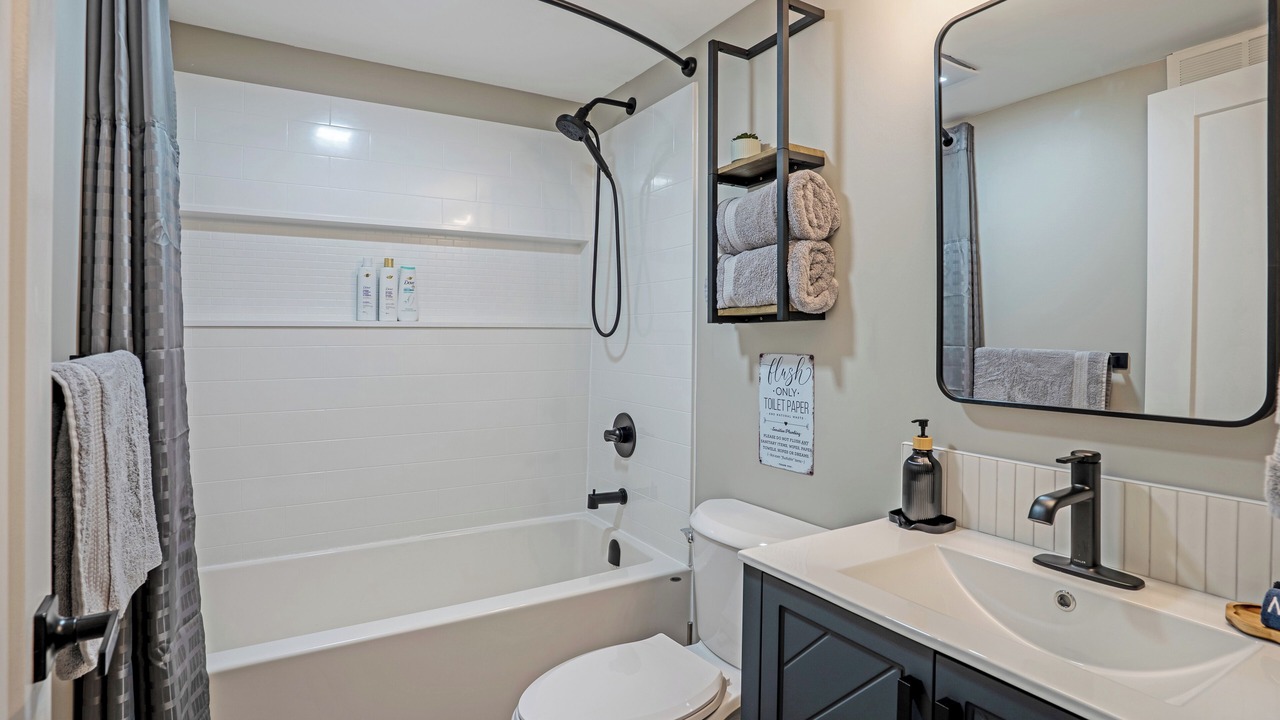 Photo of Bathroom in South Central