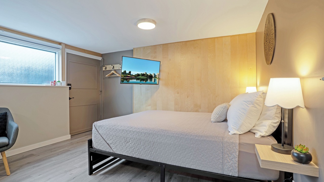 Photo of Bedroom in South Central