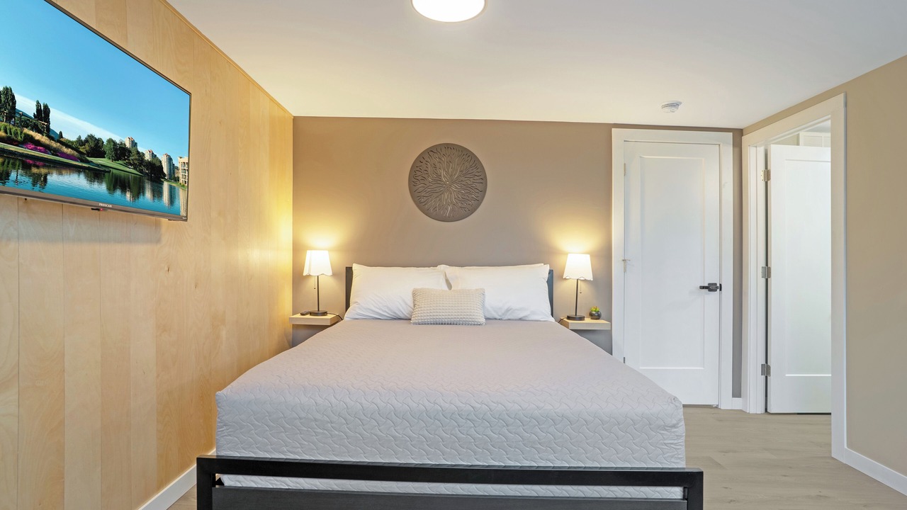 Photo of Bedroom in South Central