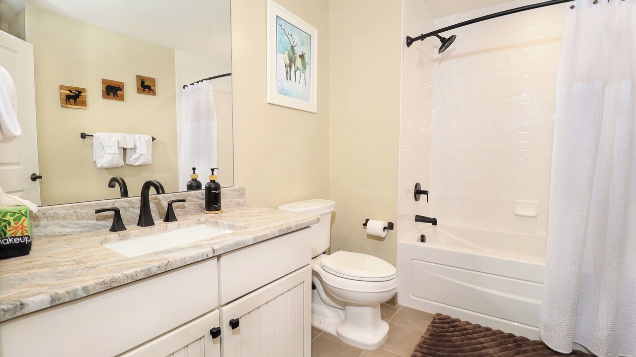 Photo of Bathroom in Silvercreek