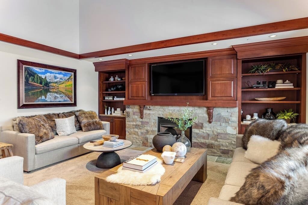 Photo of Livingroom in Vail
