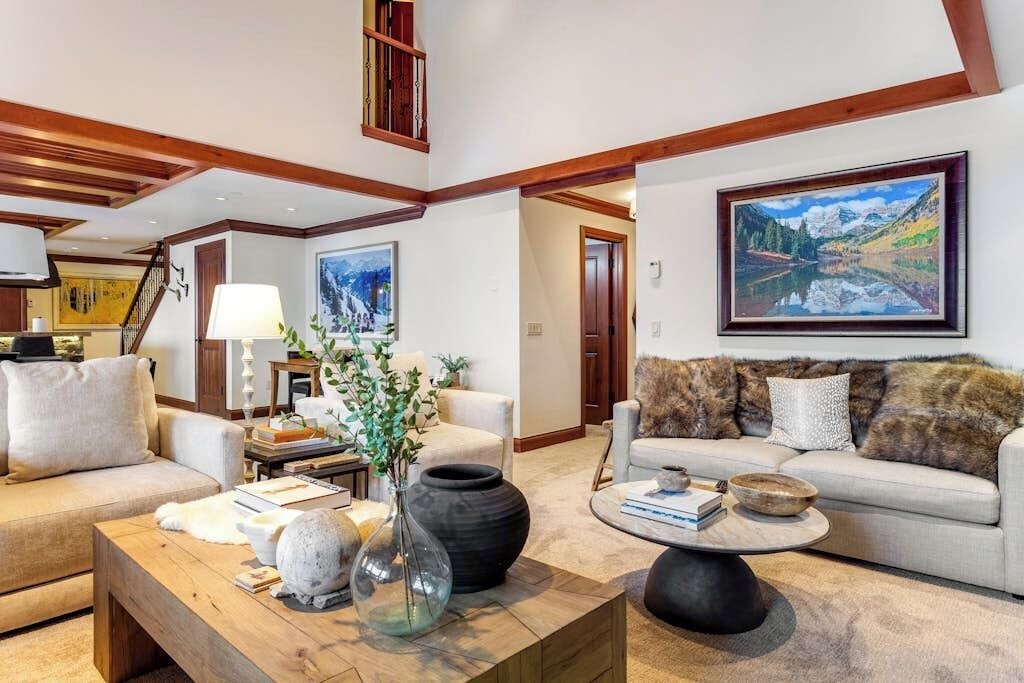 Photo of Livingroom in Vail