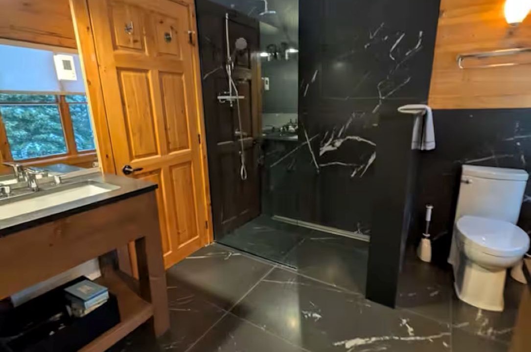 Photo of Bathroom in Lac Superieur Village