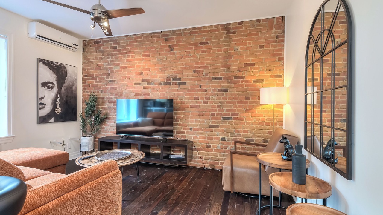 Photo of Livingroom in Ville-Marie