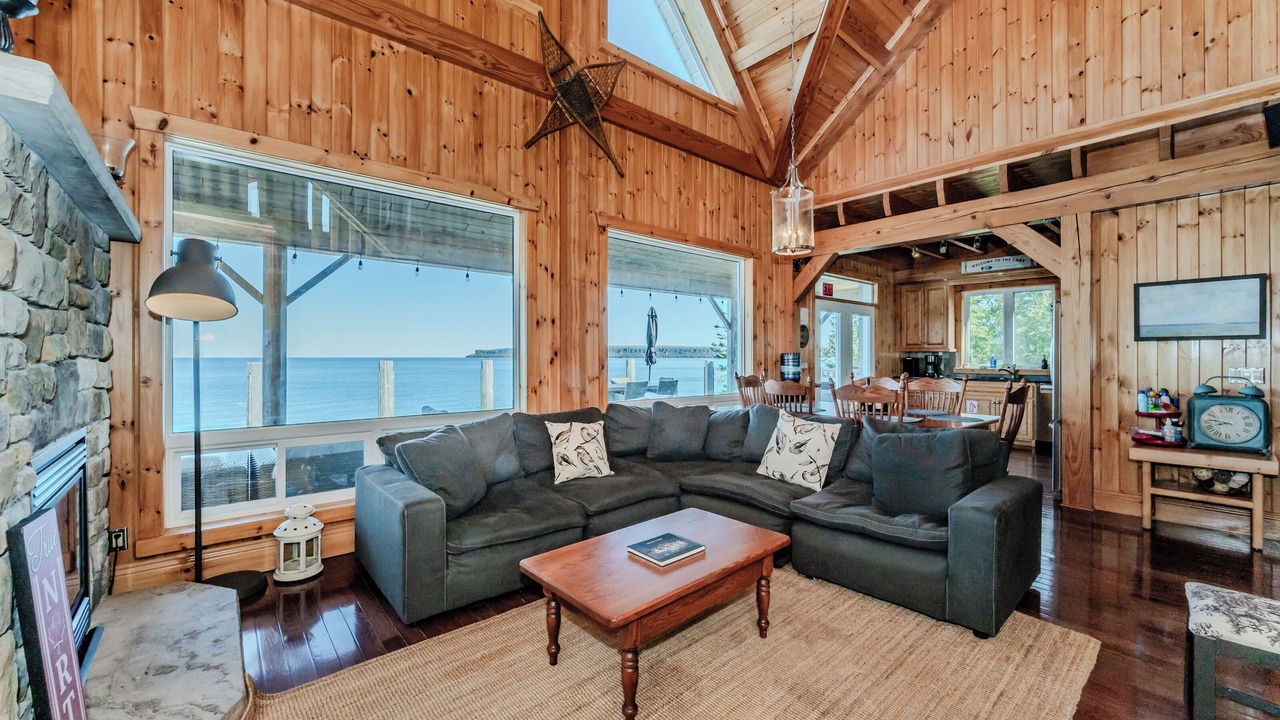 Photo of Bedroom in Lion's Head