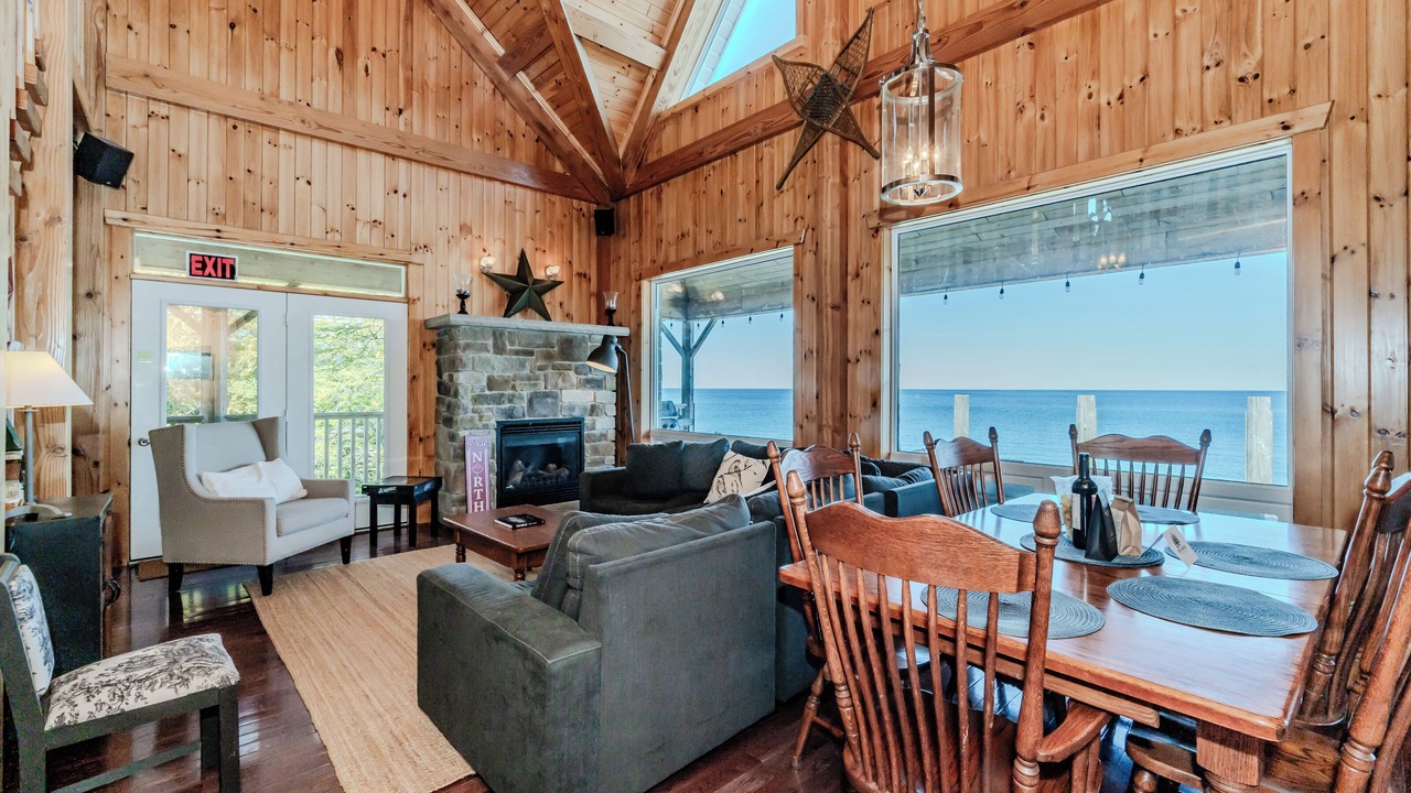 Photo of Livingroom in Lion's Head