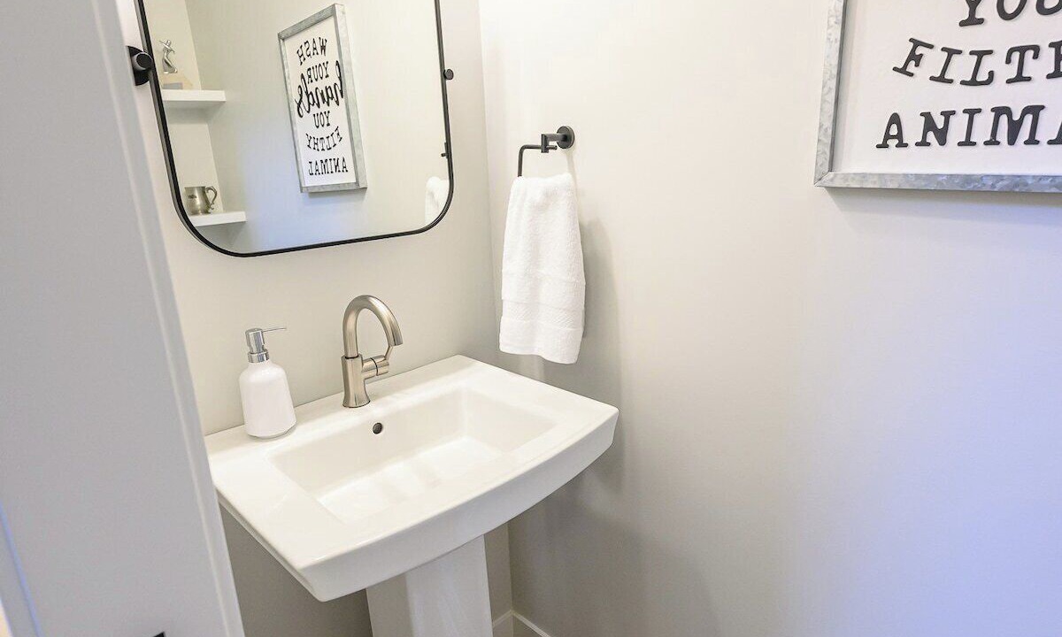 Photo of Bathroom in Clairmont