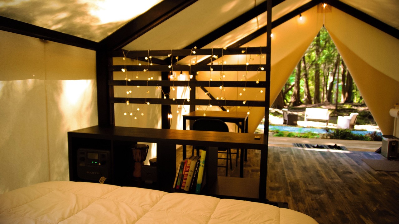 Photo of Bedroom in Mayne Island