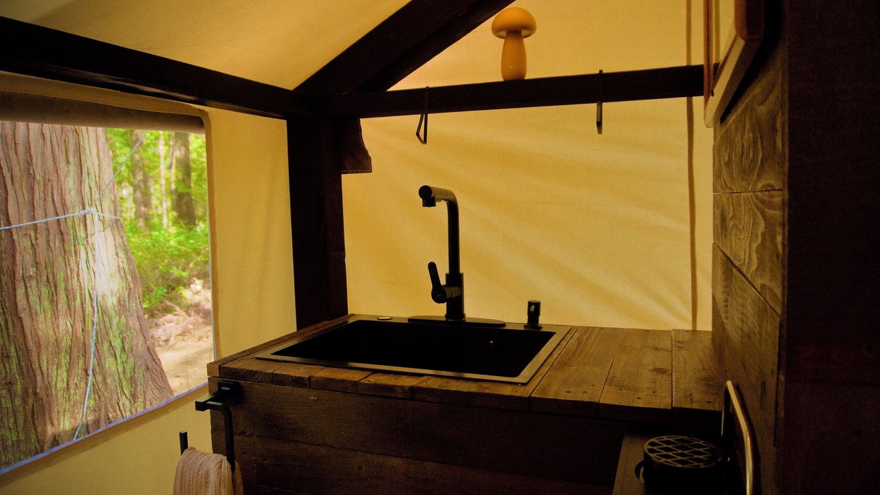 Photo of Bathroom in Mayne Island