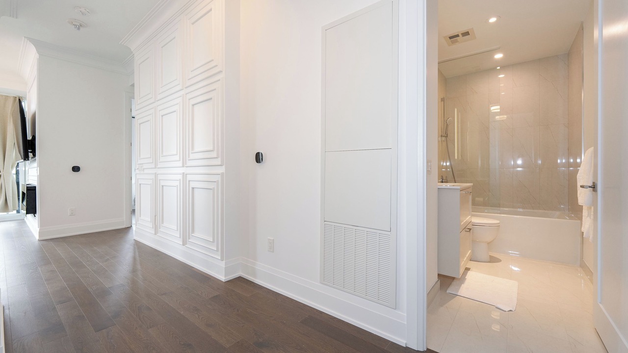 Photo of Bathroom in Fashion District