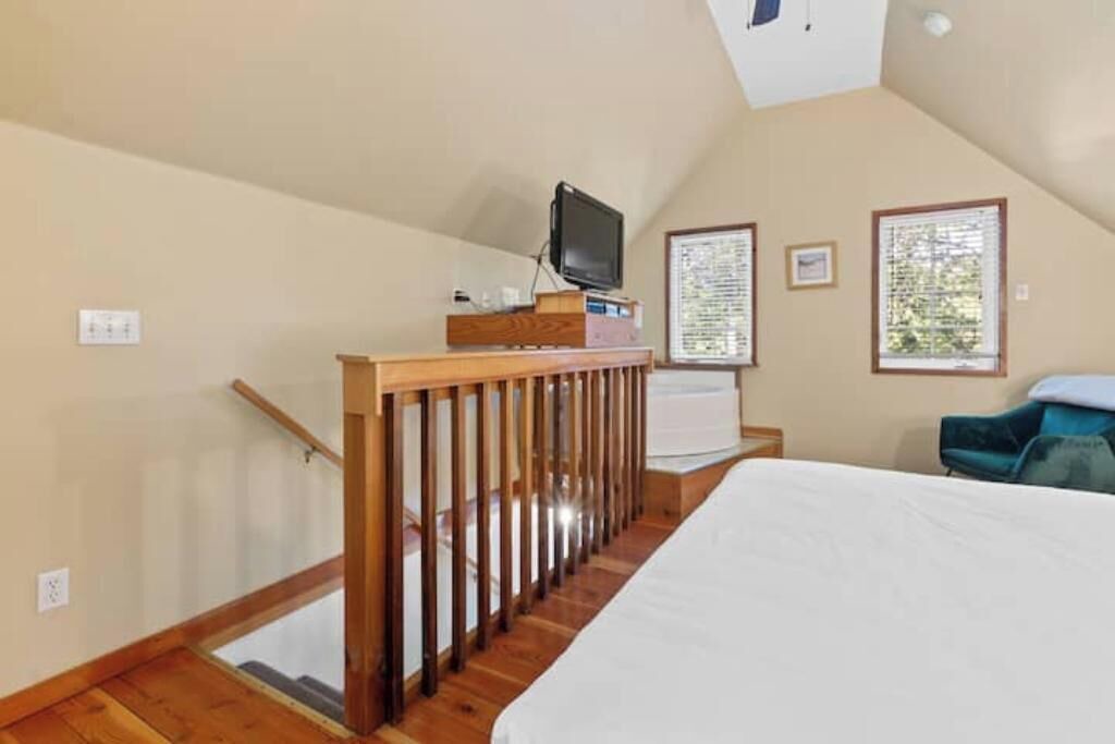Photo of Bedroom in Ucluelet