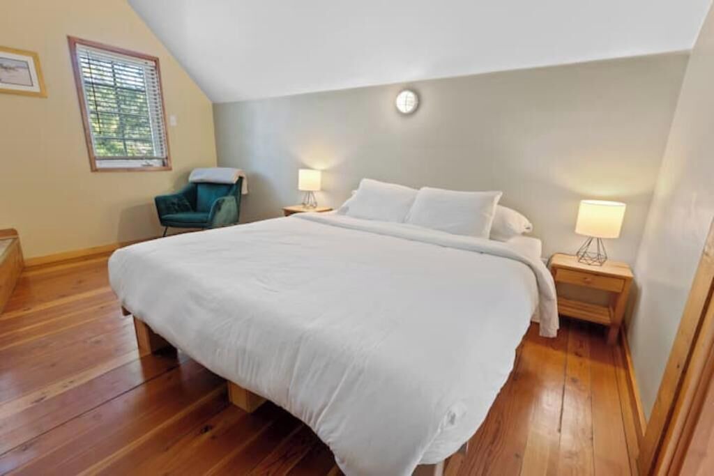 Photo of Bedroom in Ucluelet