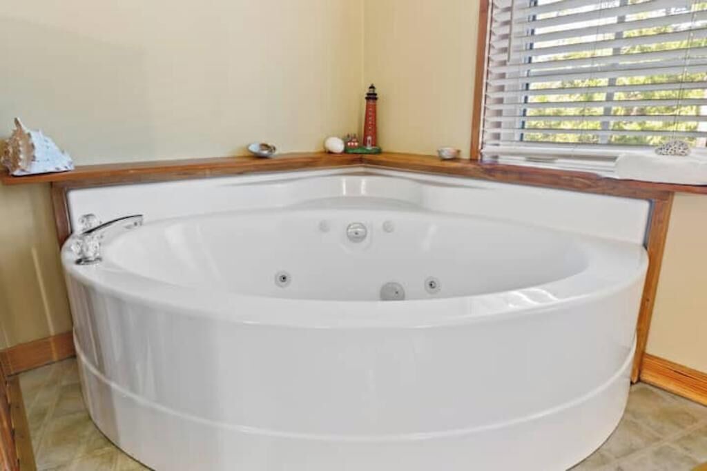 Photo of Bathroom in Ucluelet