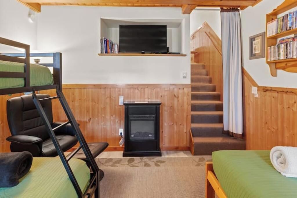 Photo of Bedroom in Ucluelet