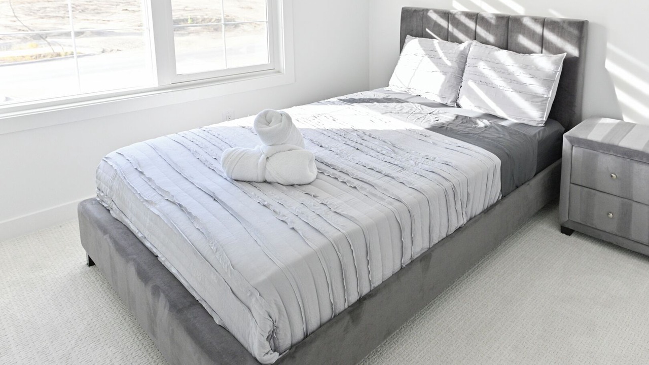Photo of Bedroom in Chestermere