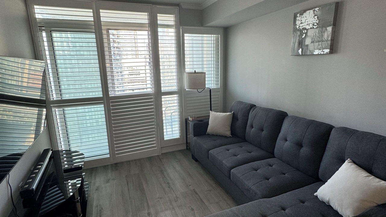 Photo of Livingroom in Wellington Place