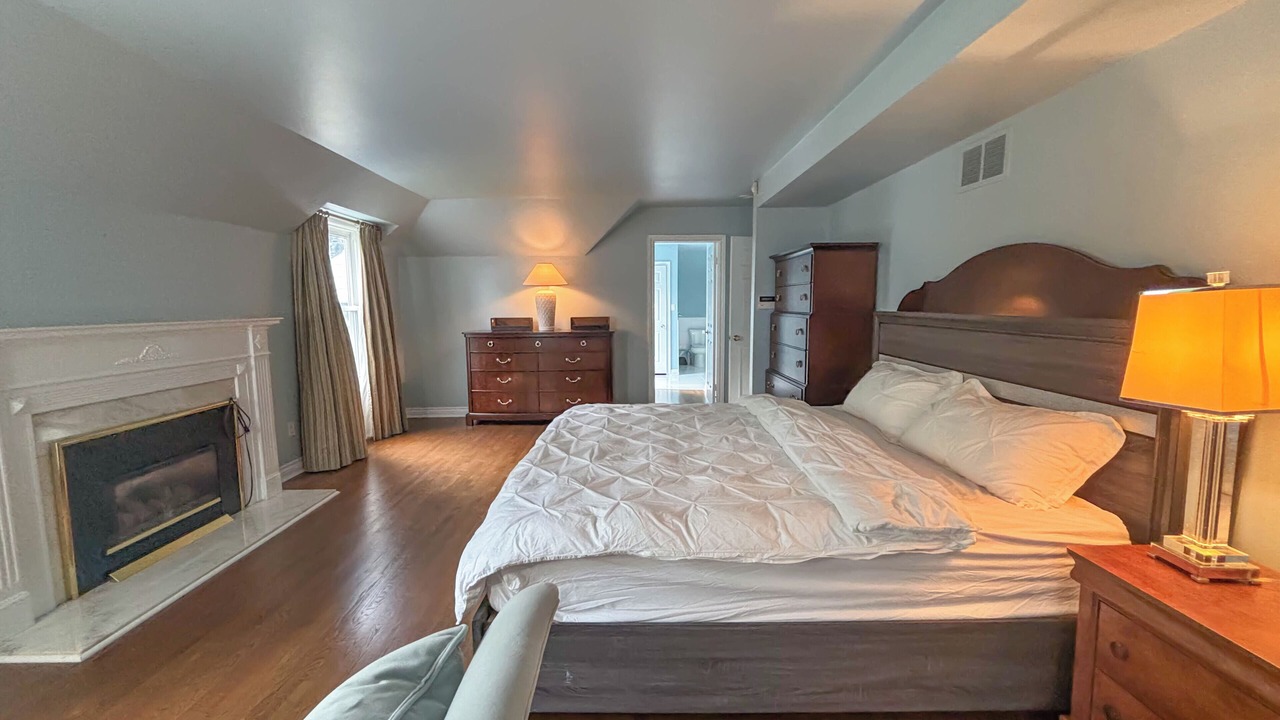 Photo of Bedroom in Aurora