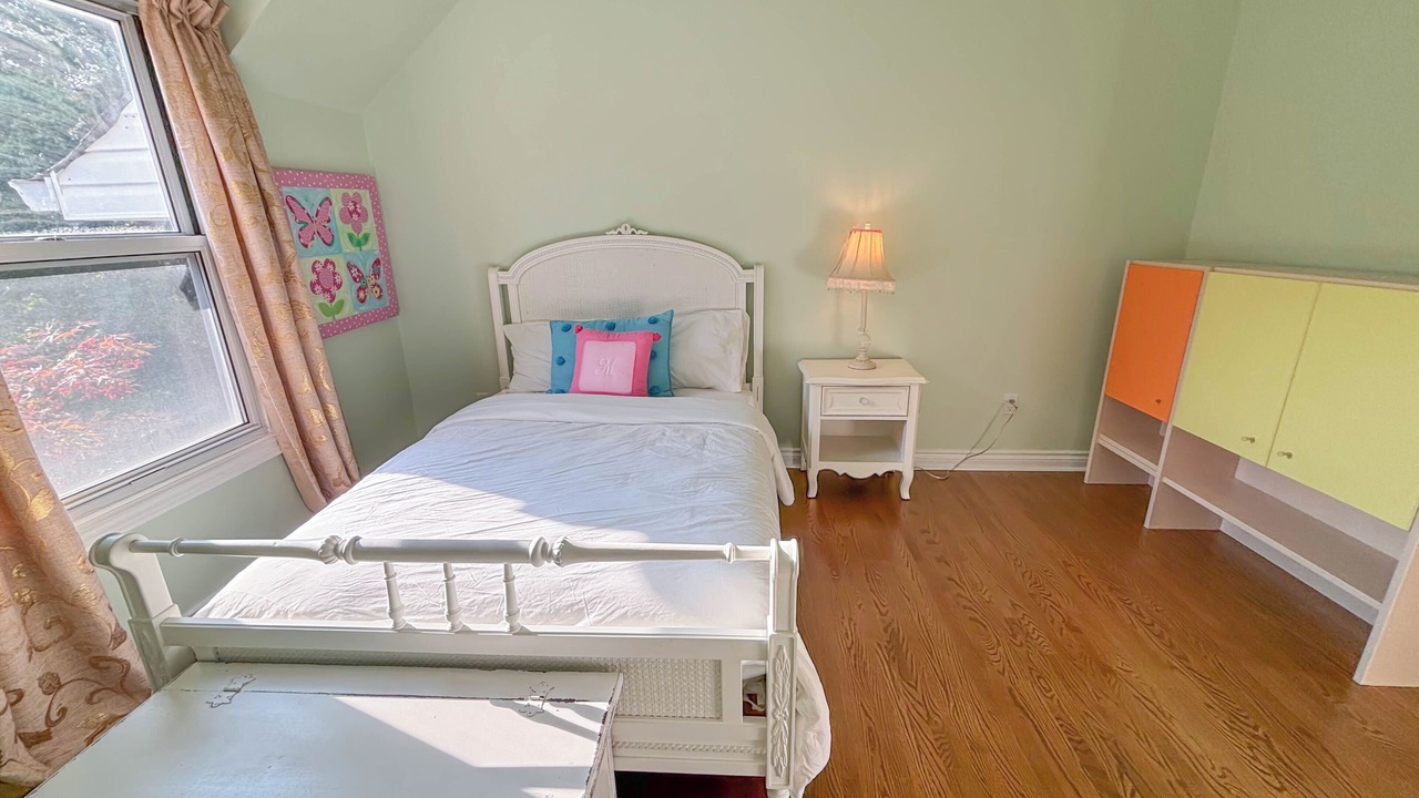 Photo of Bedroom in Aurora