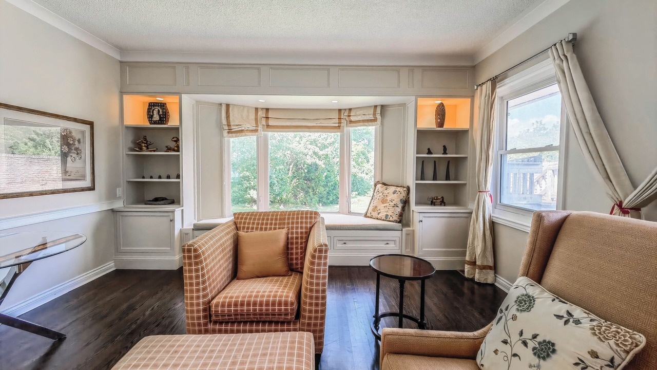 Photo of Livingroom in Aurora