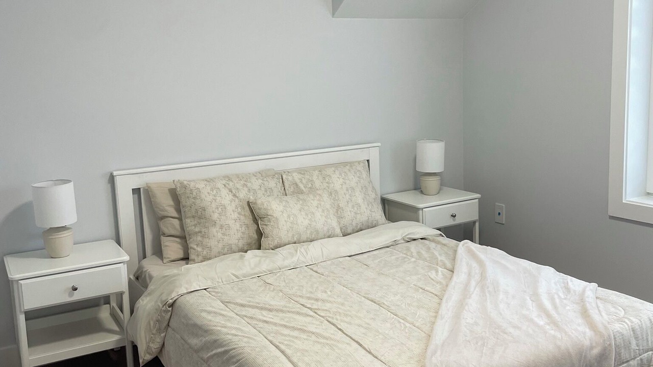 Photo of Bedroom in East Side