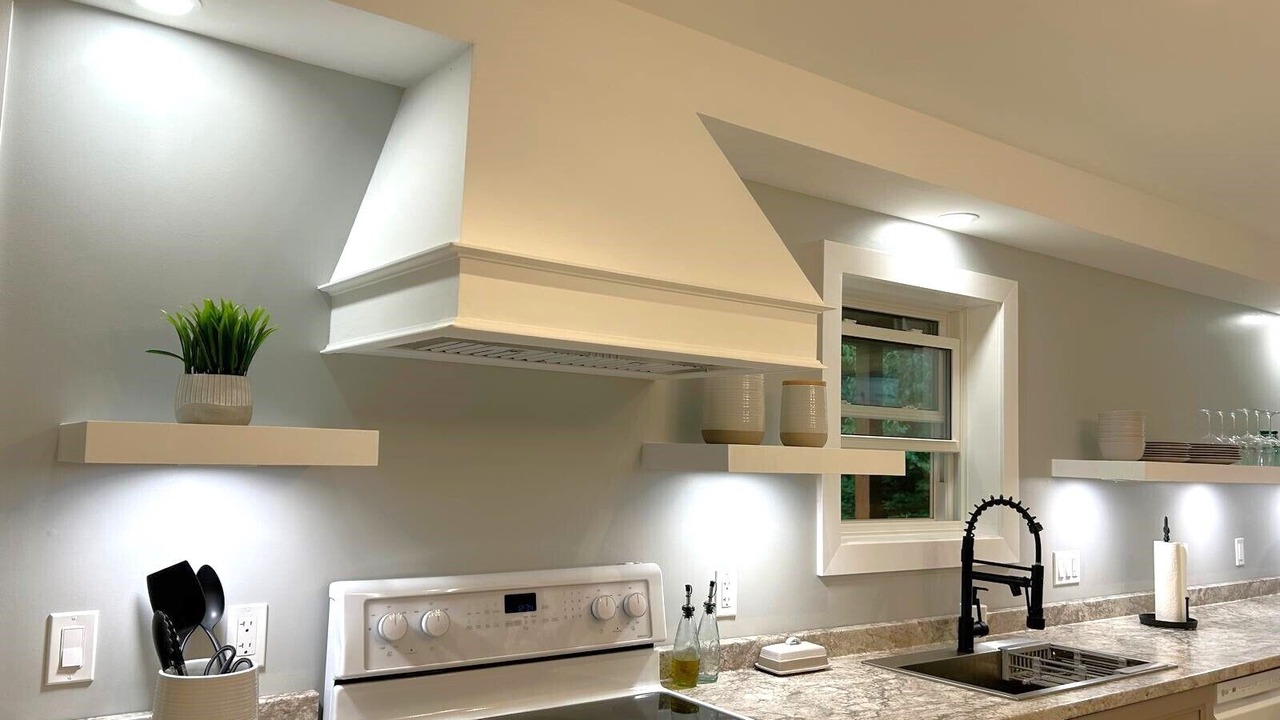 Photo of Kitchen in Stokes Bay