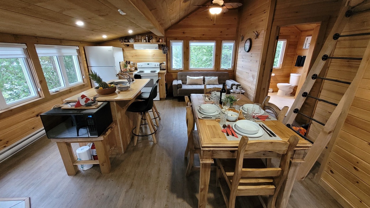 Photo of Bedroom in Val-des-Monts