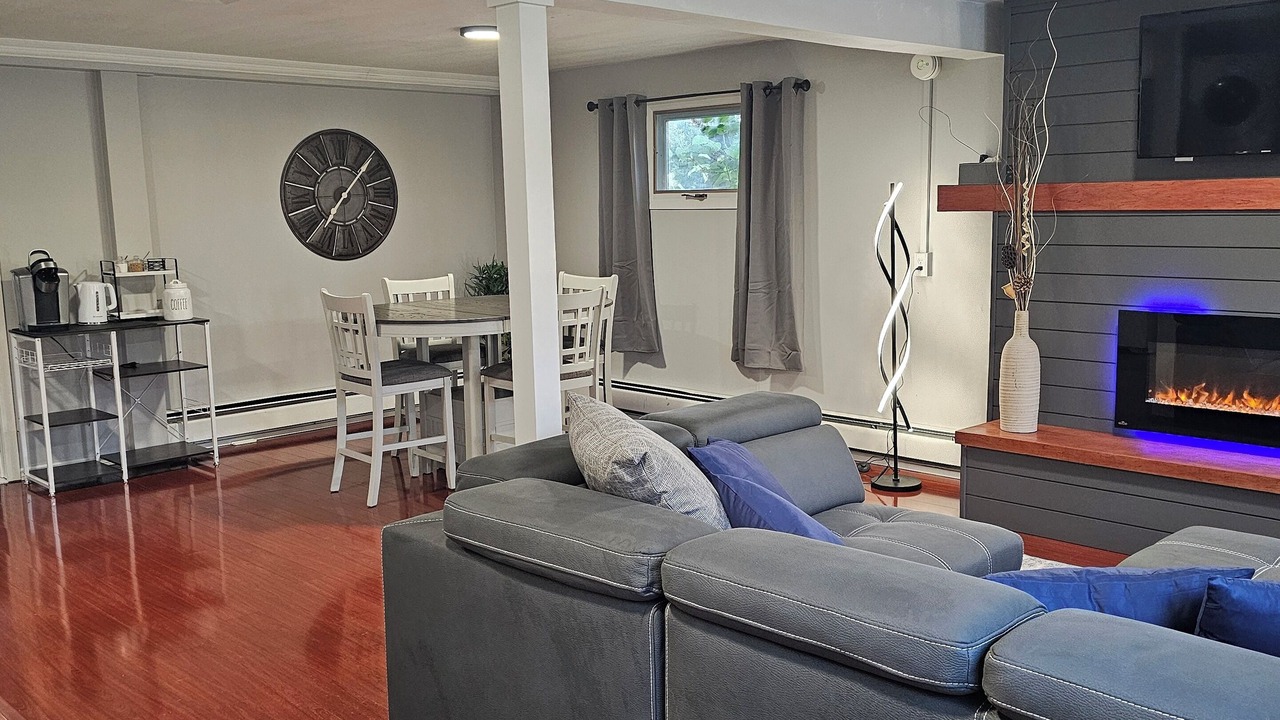 Photo of Livingroom in Whitehorse