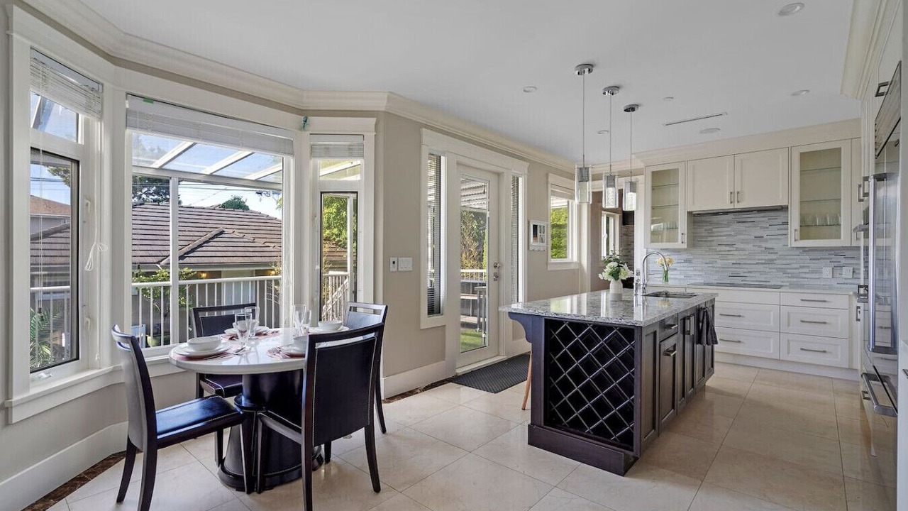 Photo of Kitchen in Arbutus Ridge
