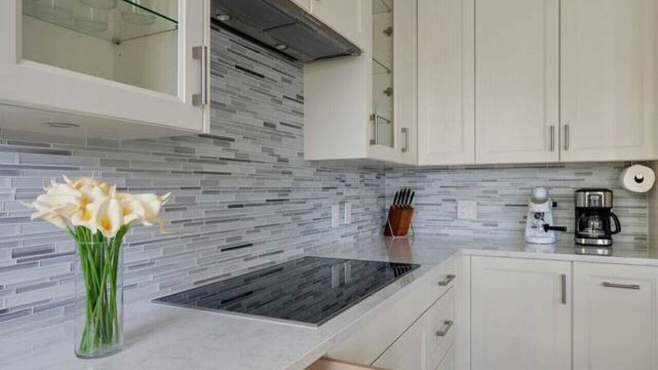 Photo of Kitchen in Arbutus Ridge