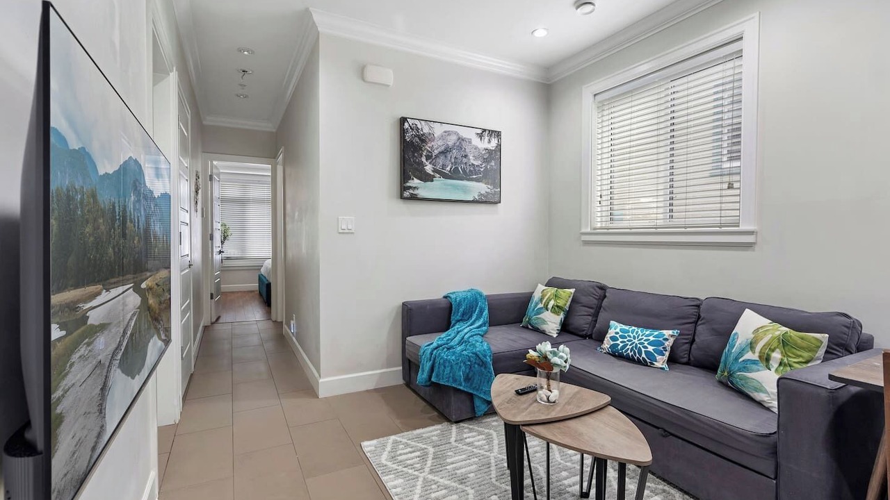 Photo of Livingroom in Vancouver South