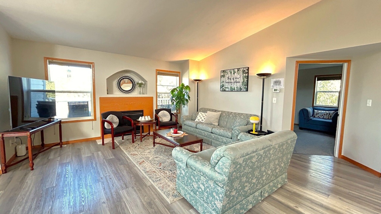 Photo of Livingroom in Markerville
