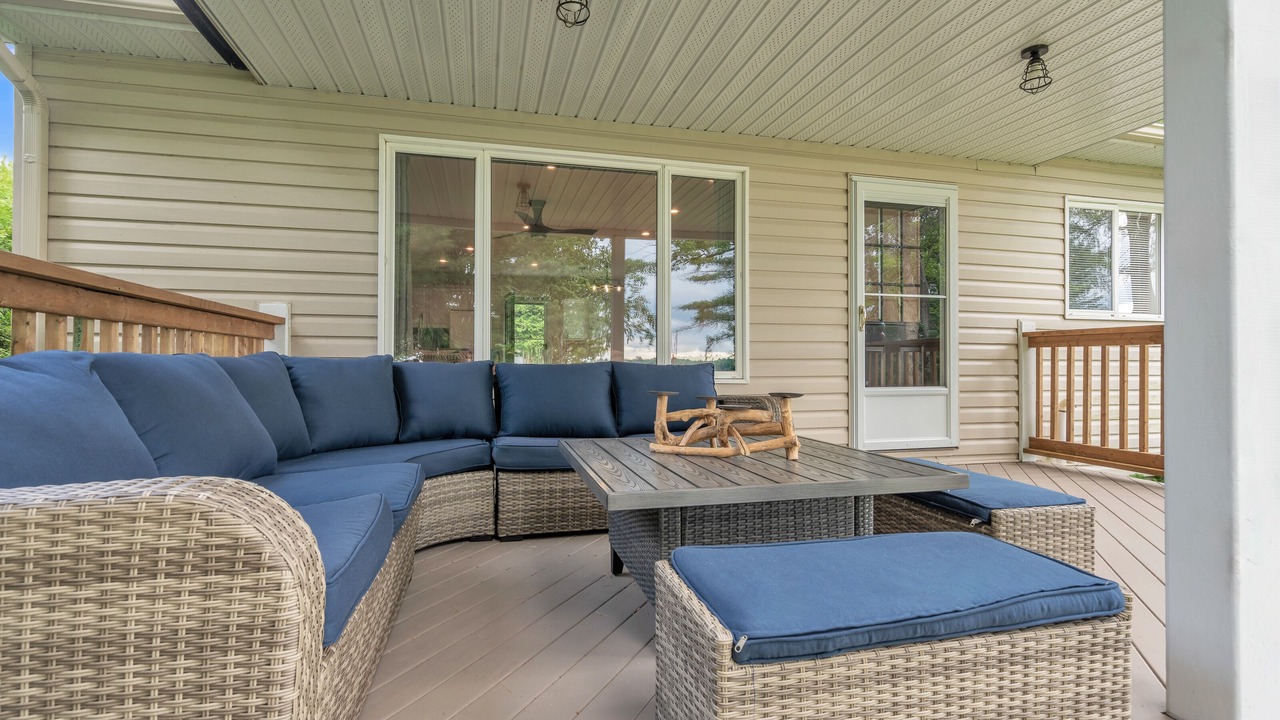 Photo of Patio Balcony in Port Stanton