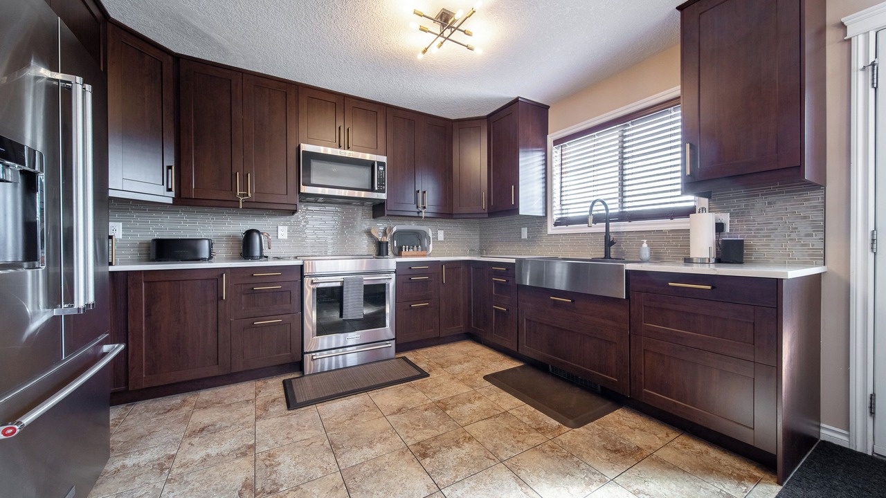 Photo of Kitchen in Jasper Place