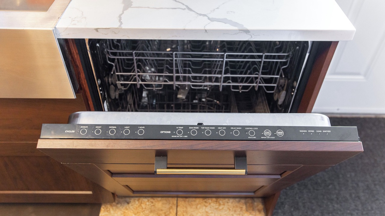 Photo of Kitchen in Jasper Place