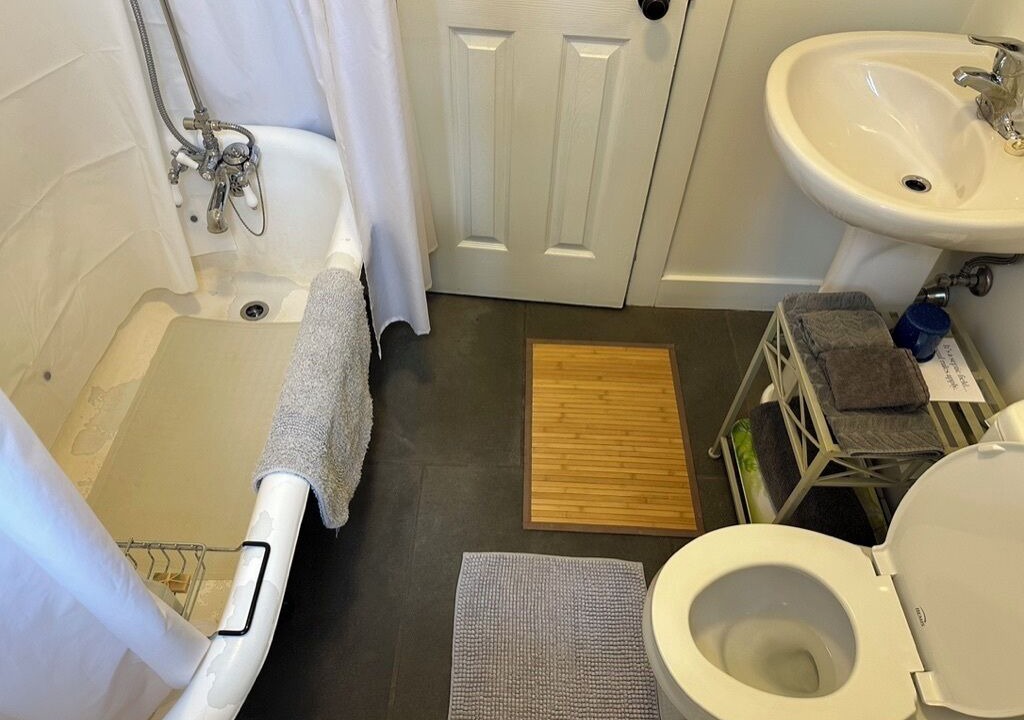 Photo of Bathroom in Salt Spring Island