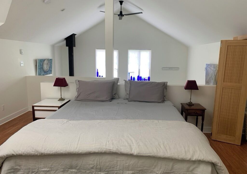 Photo of Bedroom in Salt Spring Island