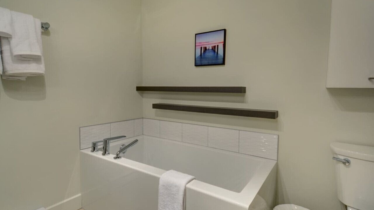 Photo of Bathroom in Sainte-Foy-Sillery-Cap-Rouge
