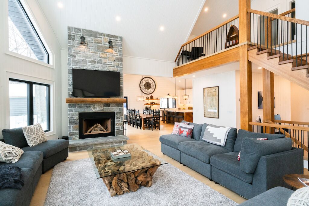 Photo of Livingroom in Muskoka Lakes