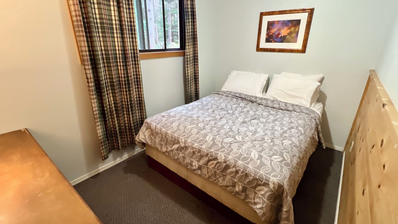 Photo of Bedroom in Bracebridge
