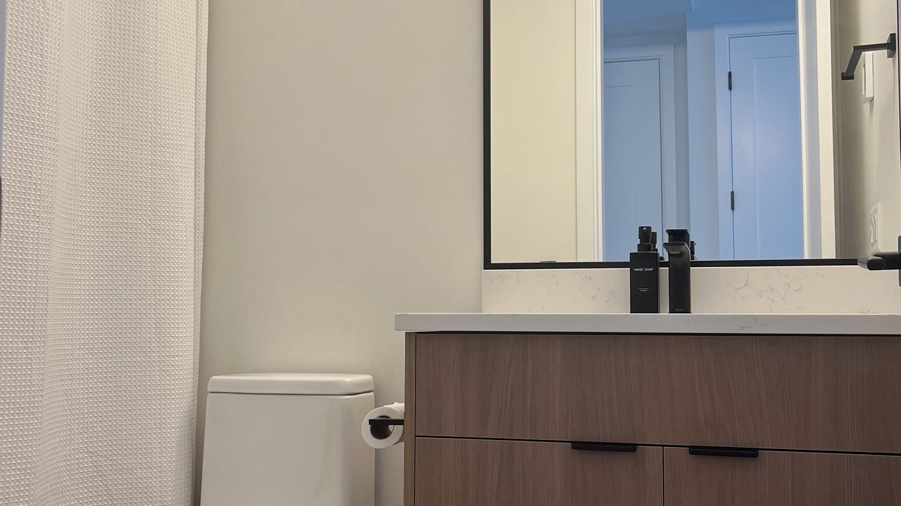 Photo of Bathroom in Steveston