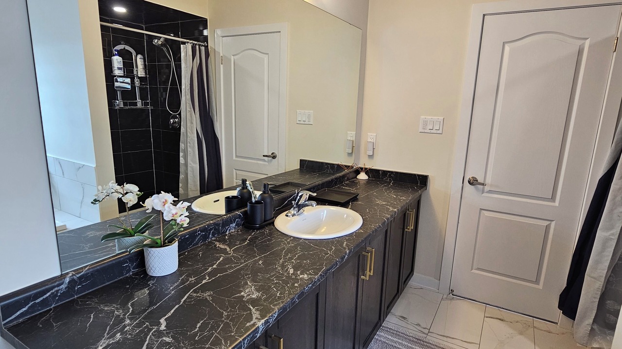 Photo of Bathroom in Welland