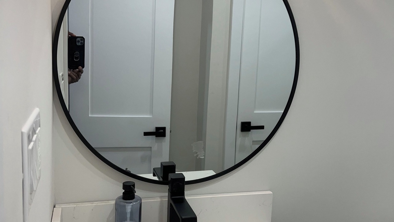Photo of Bathroom in Erin Mills