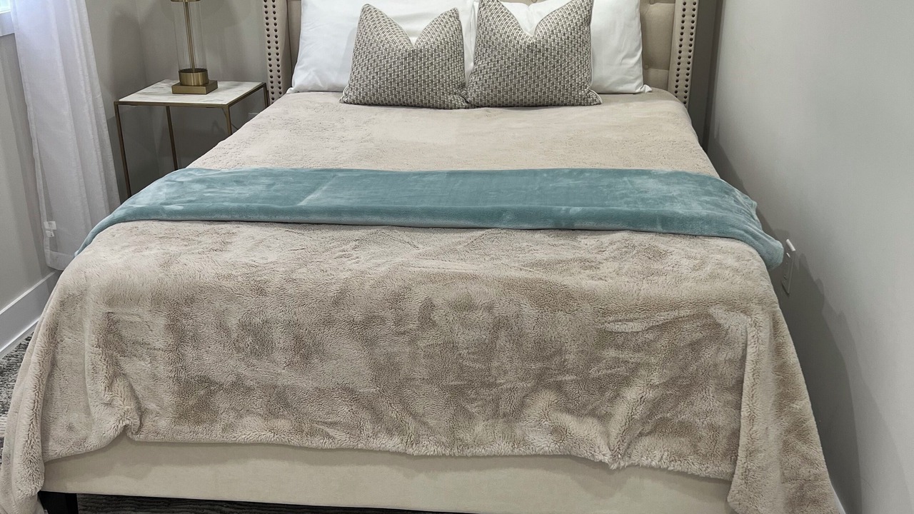Photo of Bedroom in Erin Mills