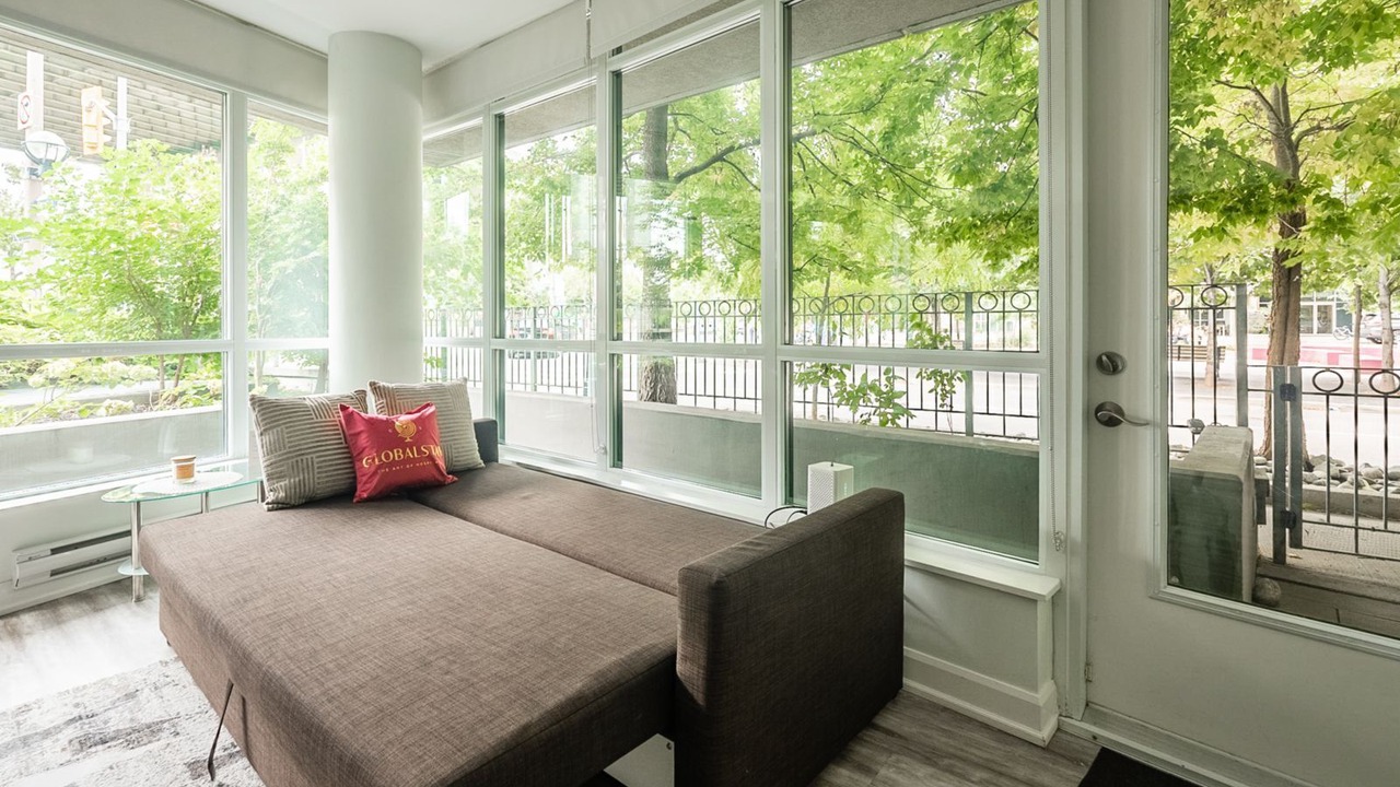 Photo of Livingroom in Fort York
